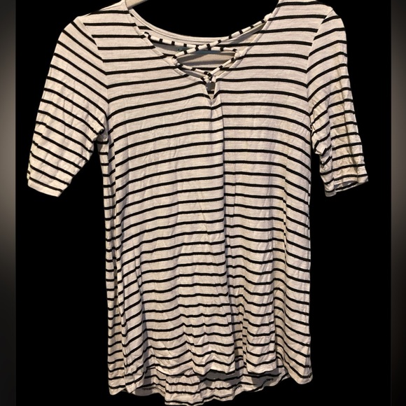 Maurices striped top size SMALL - Picture 1 of 6